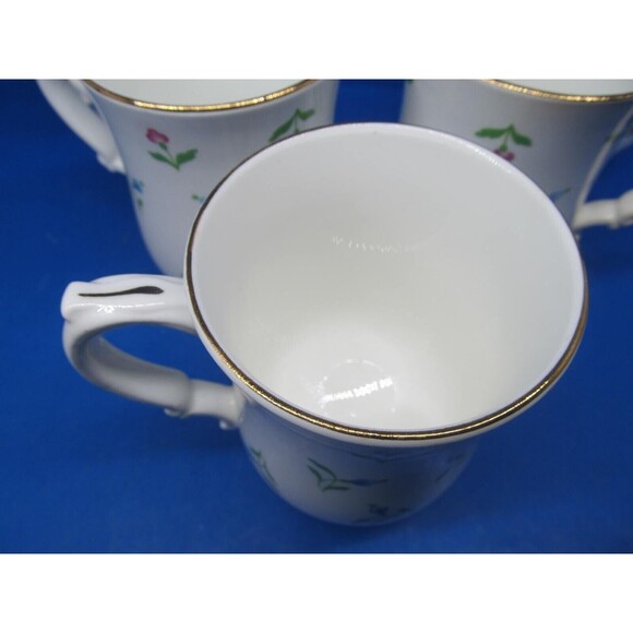 Royal Victoria Fine Bone China Set Of 4 Floral 4 1/2"H X 3"W Tall Footed Cups - Picture 5 of 9